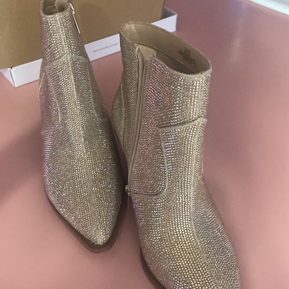 New Jessica Simpson gold glitter ankle boots - Picture 3 of 5